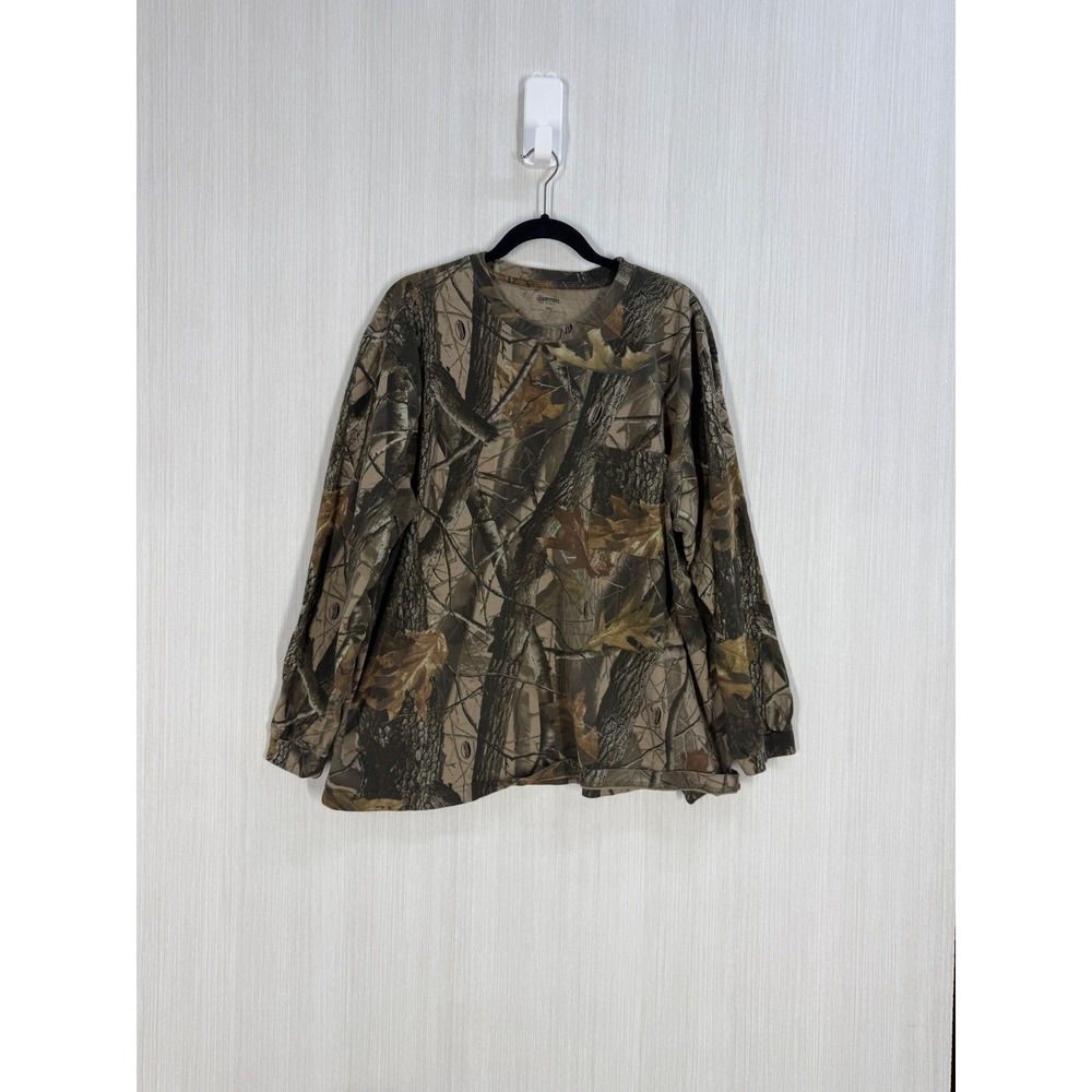 Outfitters Ridge Mens 2XL Realtree Hardwoods Camo Long Sleeve Pocket T-Shirt